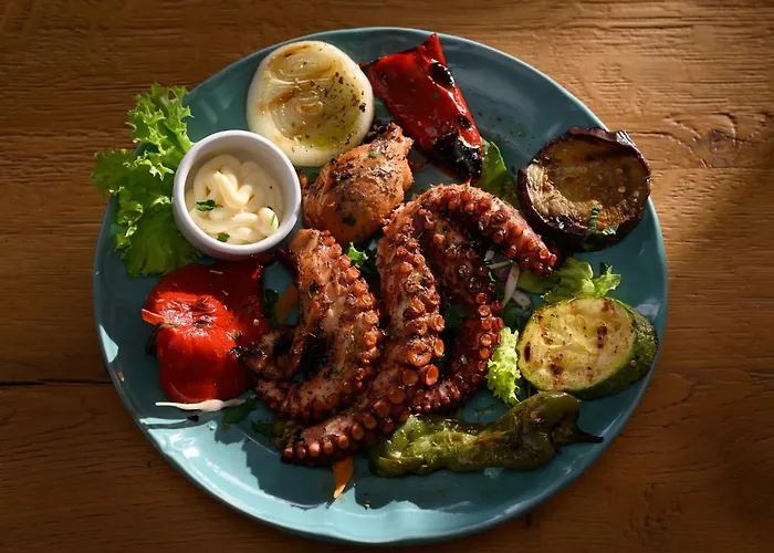 Alianthos Beach